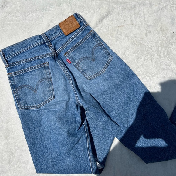 Levis wedgie straight jeans - Picture 3 of 3